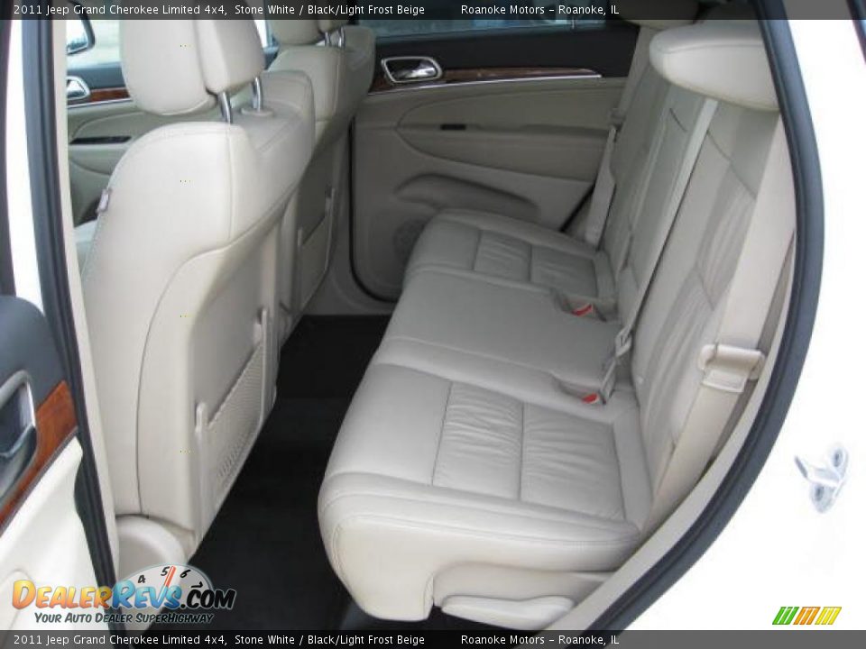 Black Light Frost Beige Interior 2011 Jeep Grand Cherokee