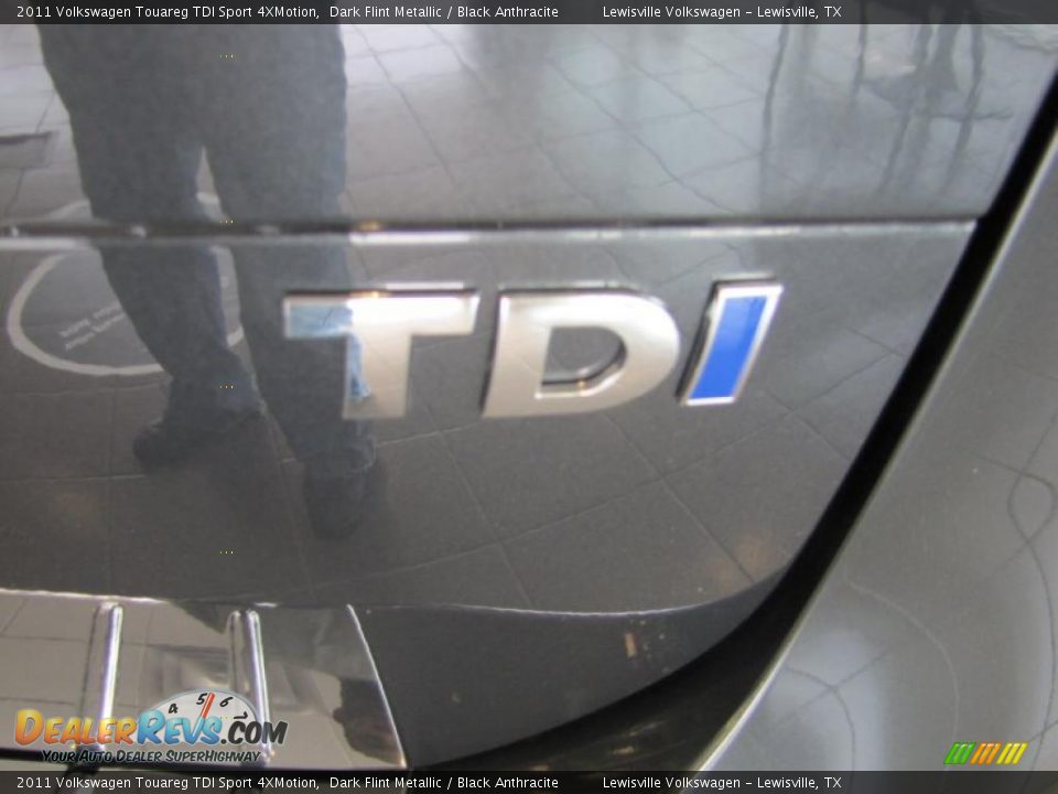 2011 Volkswagen Touareg TDI Sport 4XMotion Logo Photo #4