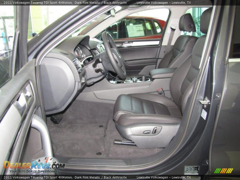 Black Anthracite Interior - 2011 Volkswagen Touareg TDI Sport 4XMotion Photo #5