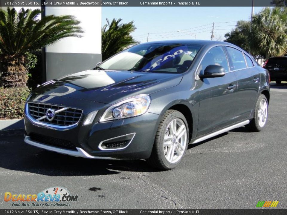 Front 3/4 View of 2012 Volvo S60 T5 Photo #1