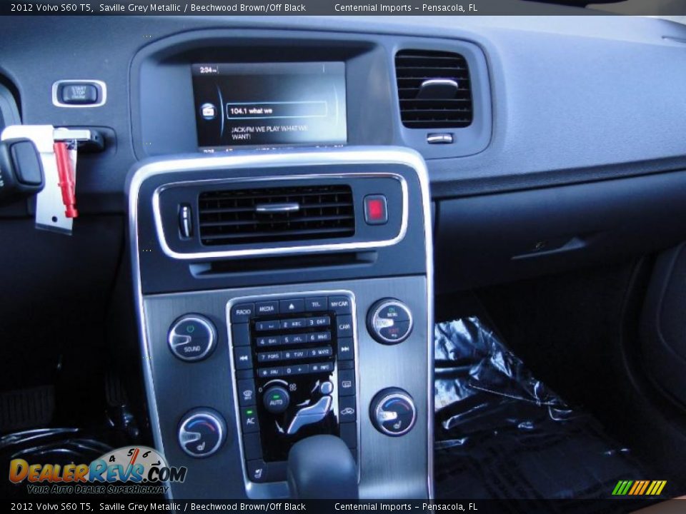 Controls of 2012 Volvo S60 T5 Photo #7