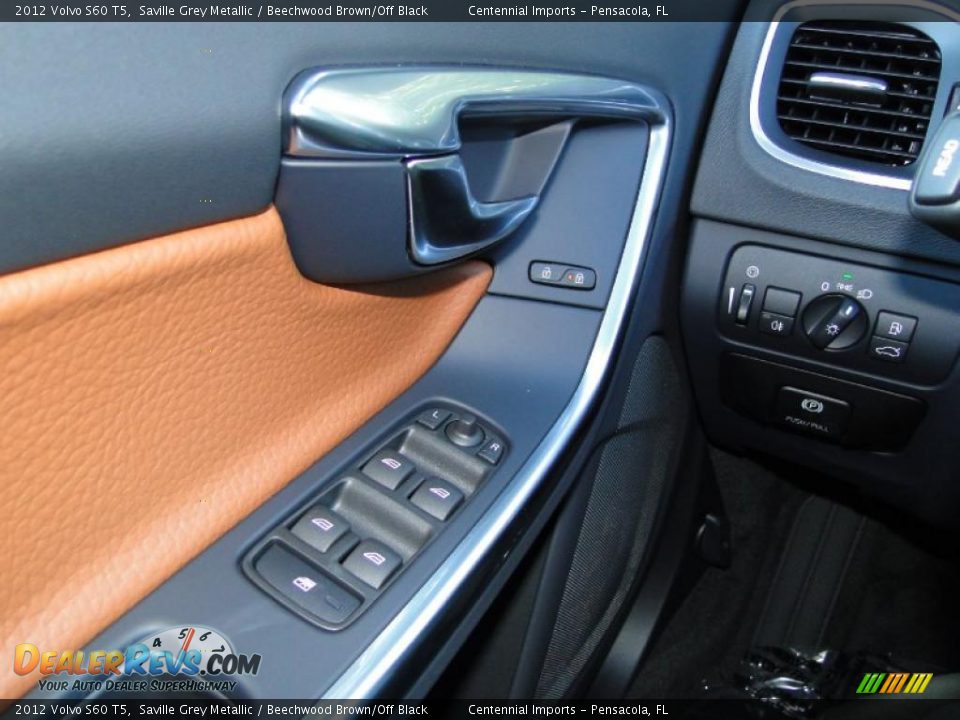 Controls of 2012 Volvo S60 T5 Photo #23