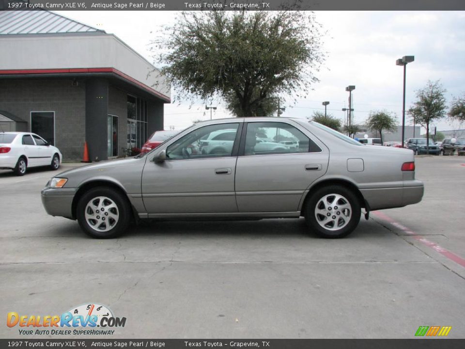 1997 Toyota Camry XLE V6 Antique Sage Pearl / Beige Photo #4
