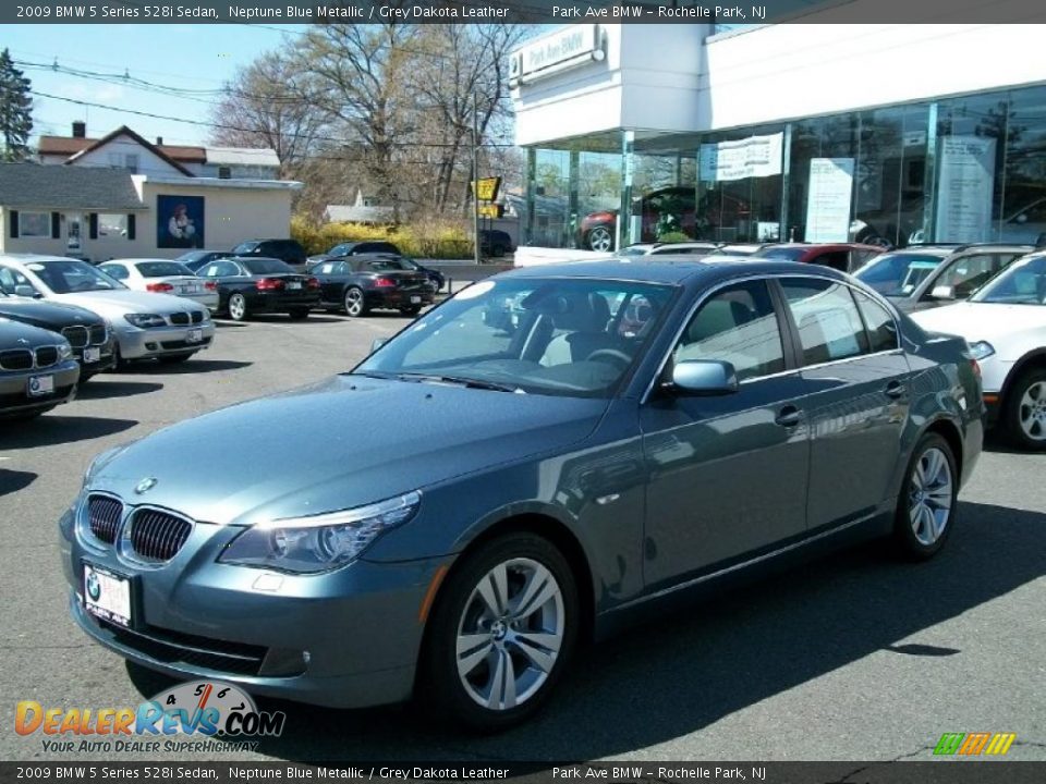 2009 BMW 5 Series 528i Sedan Neptune Blue Metallic / Grey Dakota Leather Photo #1