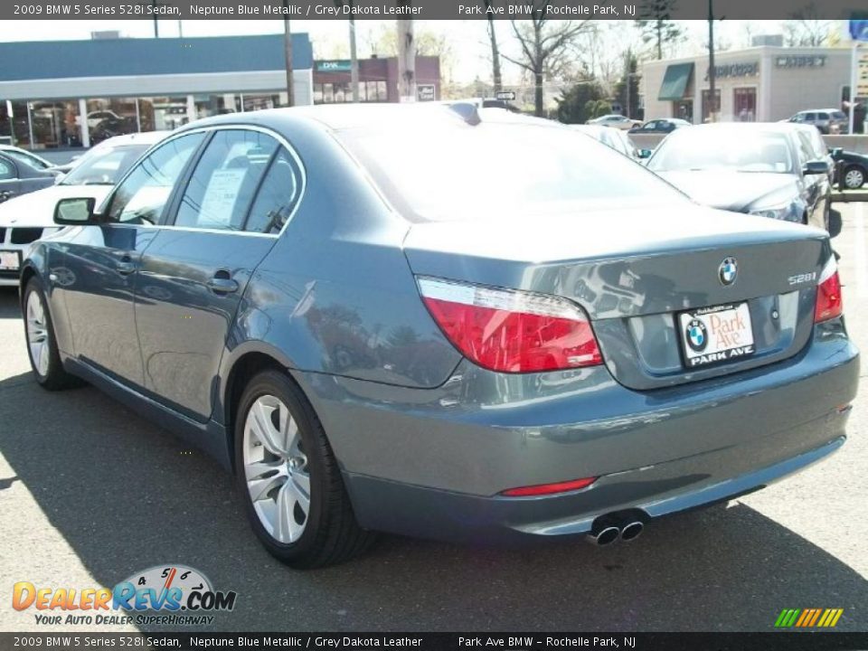 2009 BMW 5 Series 528i Sedan Neptune Blue Metallic / Grey Dakota Leather Photo #7