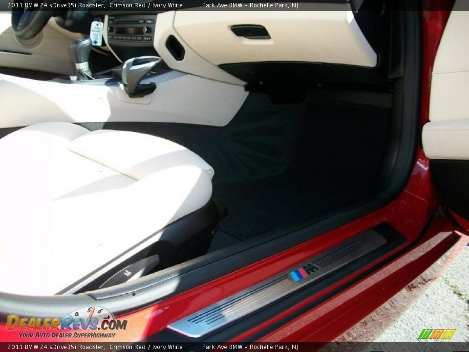 2011 BMW Z4 sDrive35i Roadster Crimson Red / Ivory White Photo #24