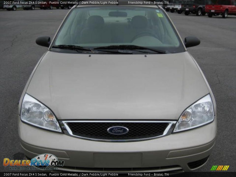 2007 Ford Focus ZX4 S Sedan Pueblo Gold Metallic / Dark Pebble/Light Pebble Photo #3