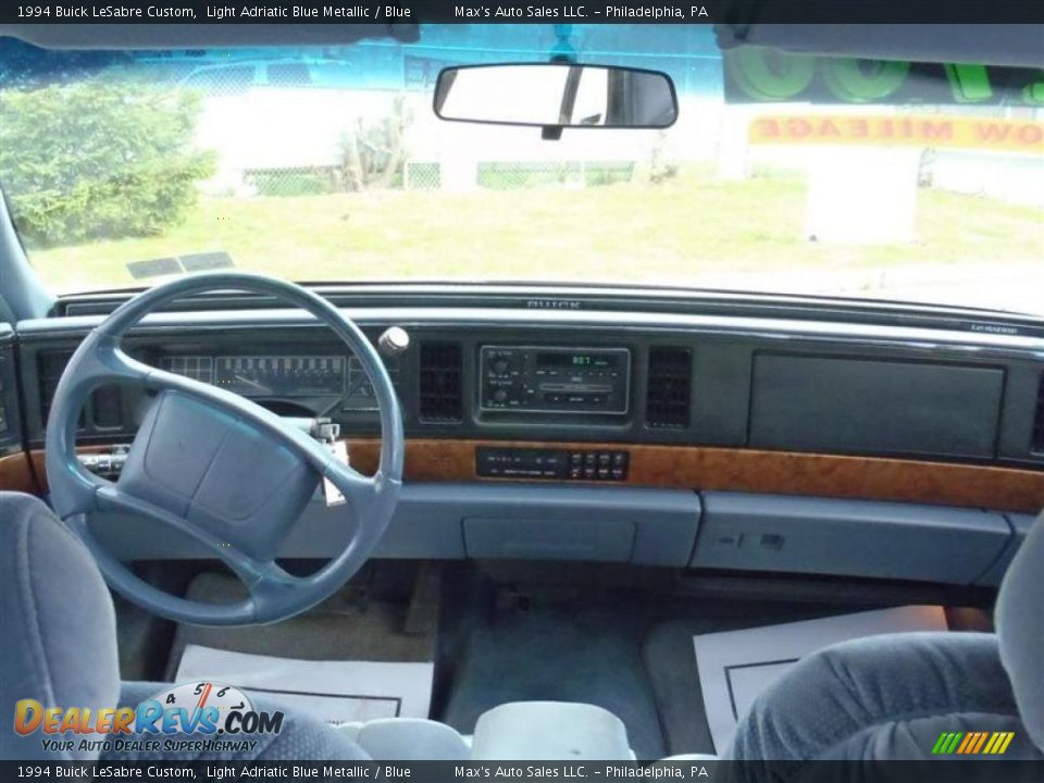 Dashboard of 1994 Buick LeSabre Custom Photo #19