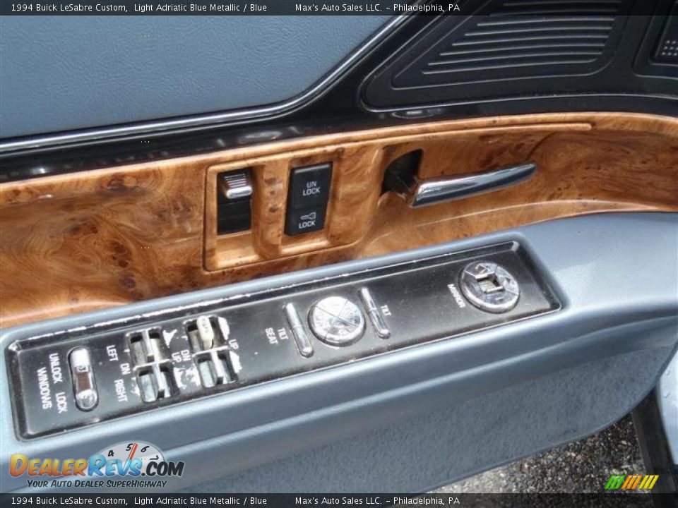 Controls of 1994 Buick LeSabre Custom Photo #30