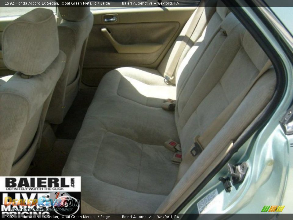 1992 Honda Accord LX Sedan Opal Green Metallic / Beige Photo #12