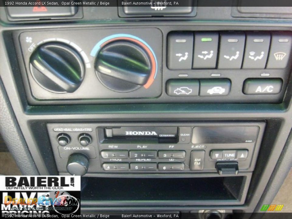 1992 Honda Accord LX Sedan Opal Green Metallic / Beige Photo #19
