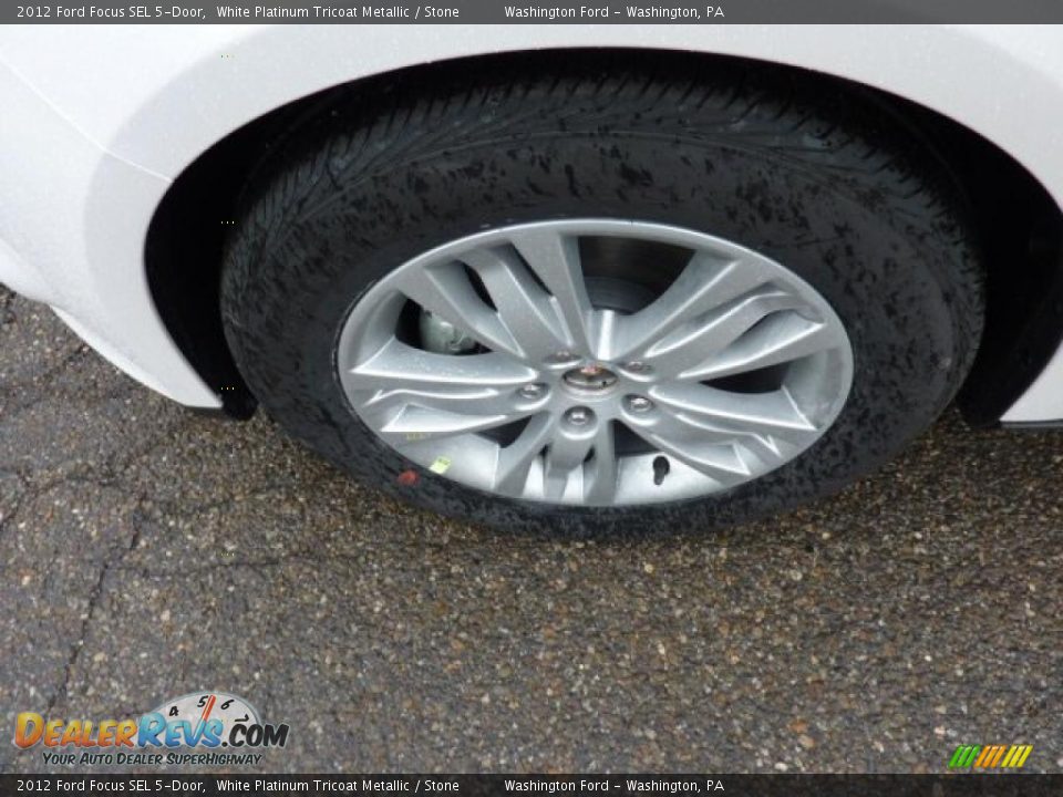 2012 Ford Focus SEL 5-Door White Platinum Tricoat Metallic / Stone Photo #9