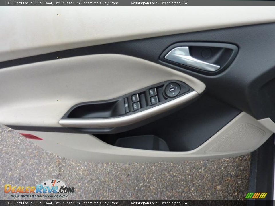 2012 Ford Focus SEL 5-Door White Platinum Tricoat Metallic / Stone Photo #12
