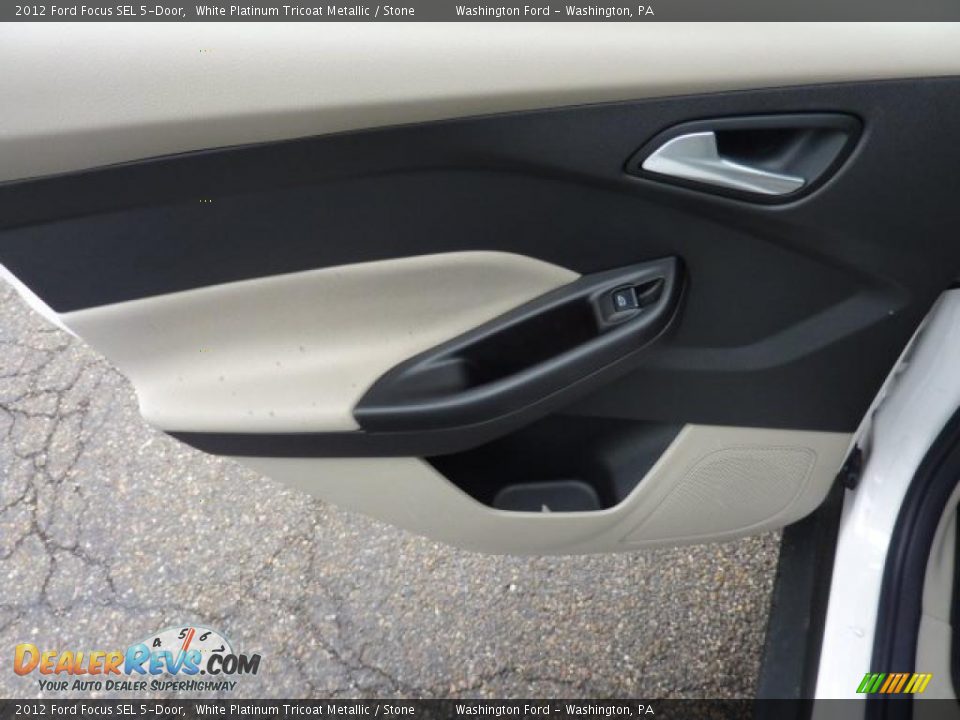 2012 Ford Focus SEL 5-Door White Platinum Tricoat Metallic / Stone Photo #14