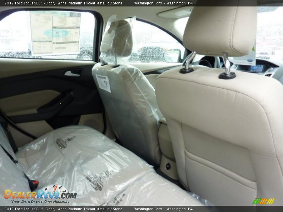 2012 Ford Focus SEL 5-Door White Platinum Tricoat Metallic / Stone Photo #15