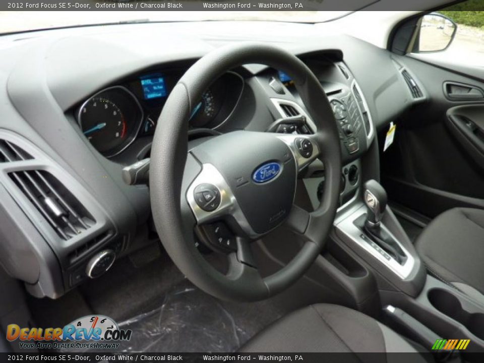 2012 Ford Focus SE 5-Door Steering Wheel Photo #11