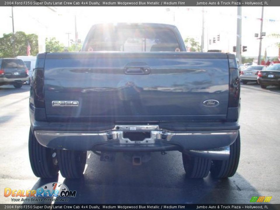 2004 Ford F350 Super Duty Lariat Crew Cab 4x4 Dually Medium Wedgewood Blue Metallic / Medium Flint Photo #9