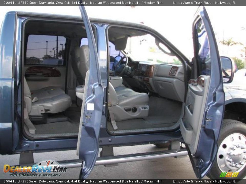 Medium Flint Interior - 2004 Ford F350 Super Duty Lariat Crew Cab 4x4 Dually Photo #14