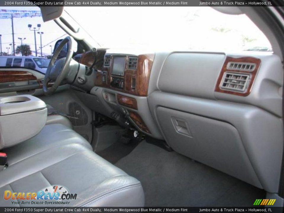 2004 Ford F350 Super Duty Lariat Crew Cab 4x4 Dually Medium Wedgewood Blue Metallic / Medium Flint Photo #15