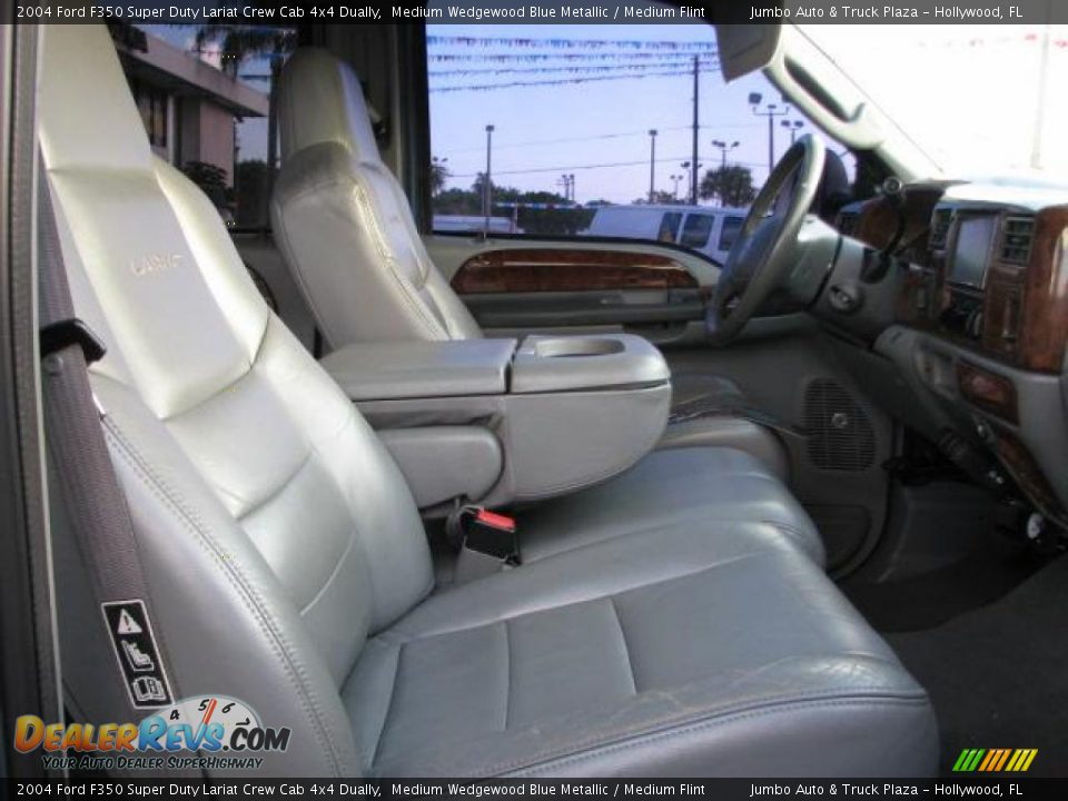 2004 Ford F350 Super Duty Lariat Crew Cab 4x4 Dually Medium Wedgewood Blue Metallic / Medium Flint Photo #16