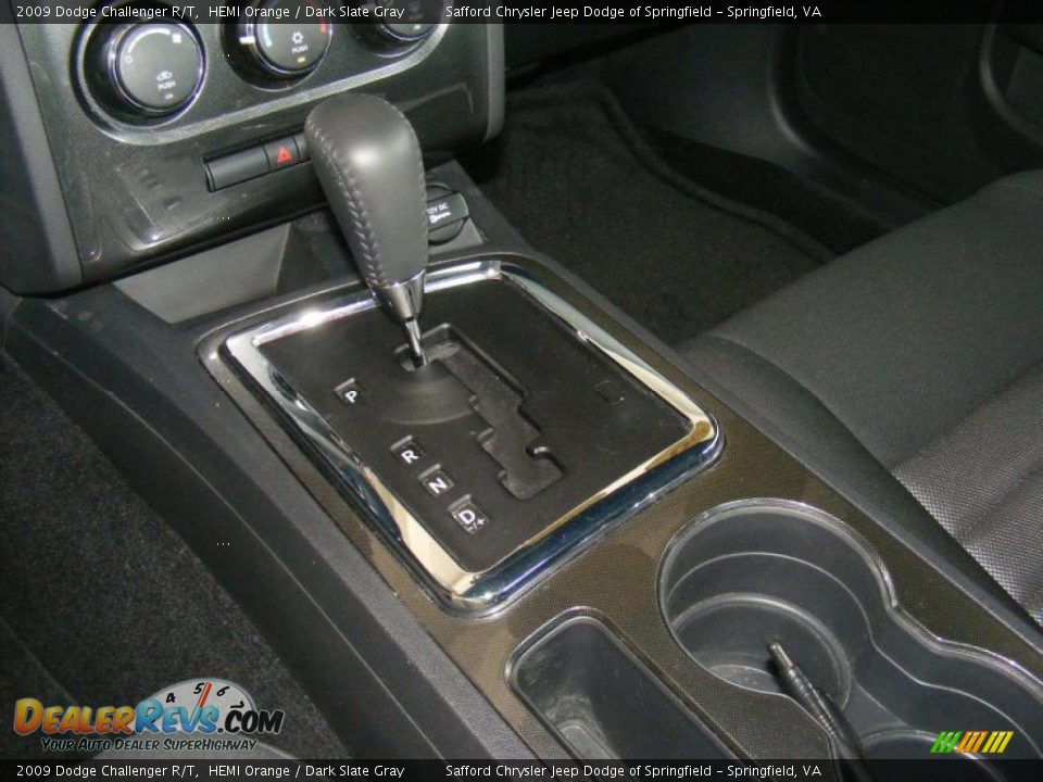 2009 Dodge Challenger R/T Shifter Photo #15