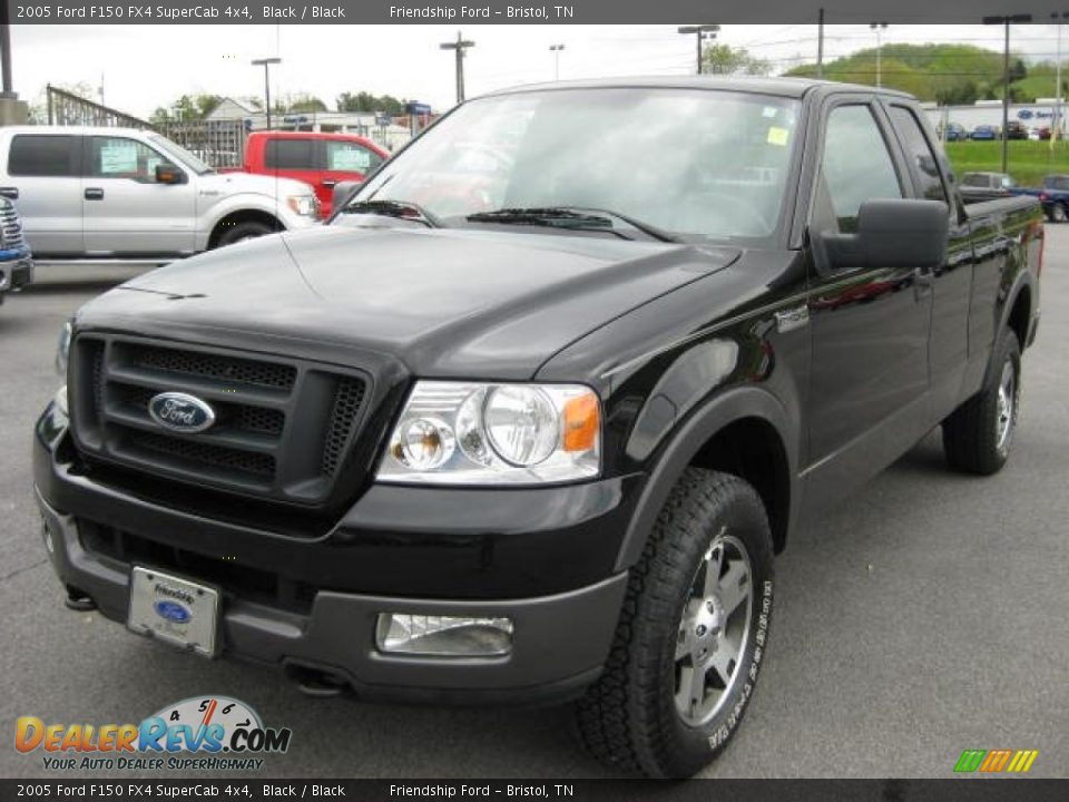 2005 Ford F150 FX4 SuperCab 4x4 Black / Black Photo #2