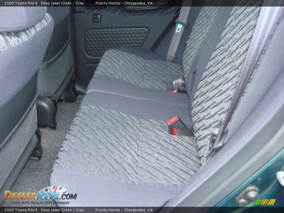 Gray Interior - 2000 Toyota RAV4  Photo #10