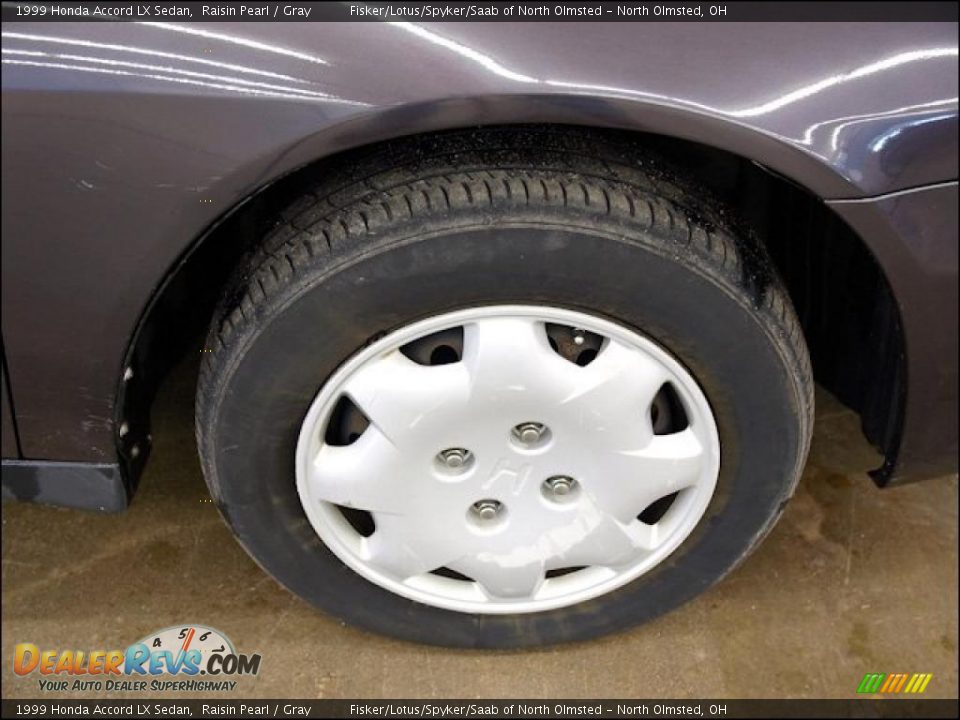 1999 Honda Accord LX Sedan Wheel Photo #11