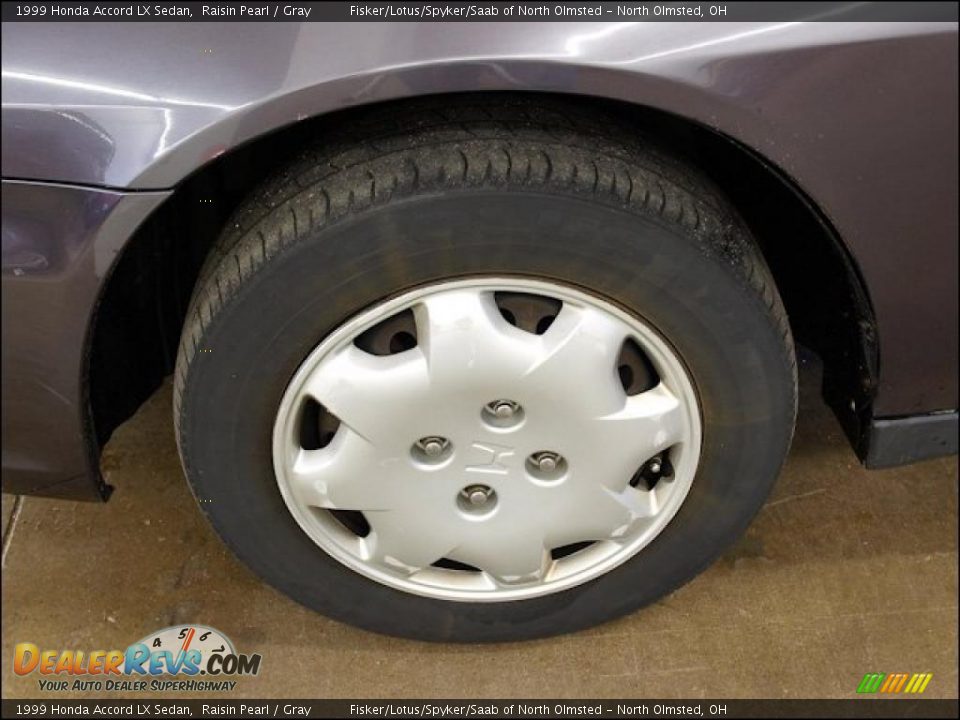 1999 Honda Accord LX Sedan Wheel Photo #14
