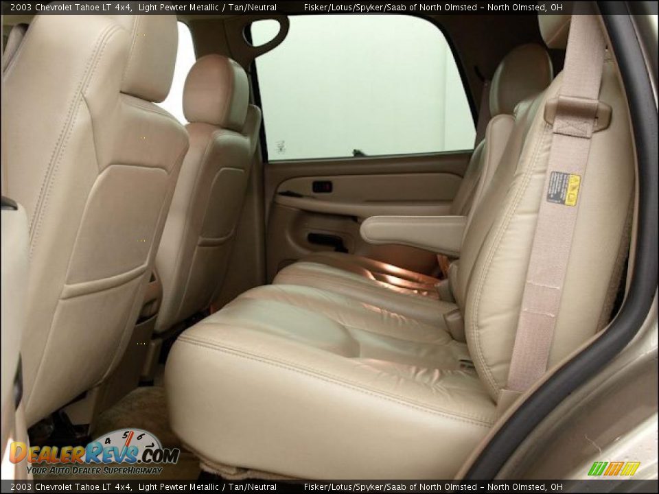2003 Chevrolet Tahoe LT 4x4 Light Pewter Metallic / Tan/Neutral Photo #21