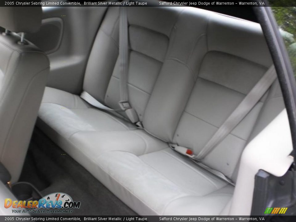 Light Taupe Interior - 2005 Chrysler Sebring Limited Convertible Photo #11