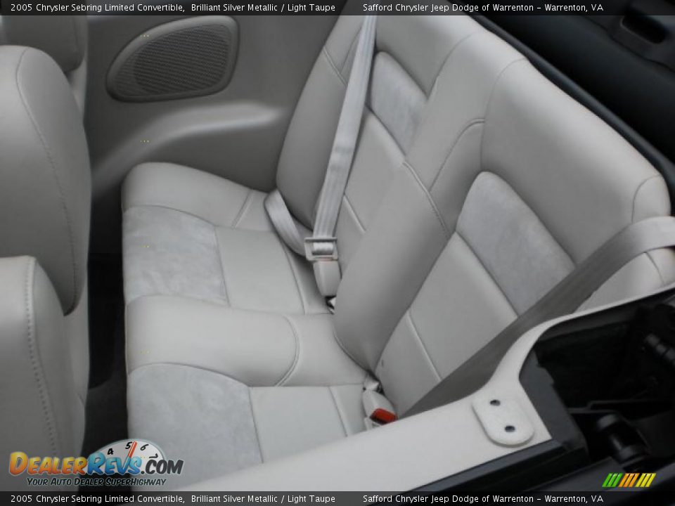 2005 Chrysler Sebring Limited Convertible Brilliant Silver Metallic / Light Taupe Photo #17