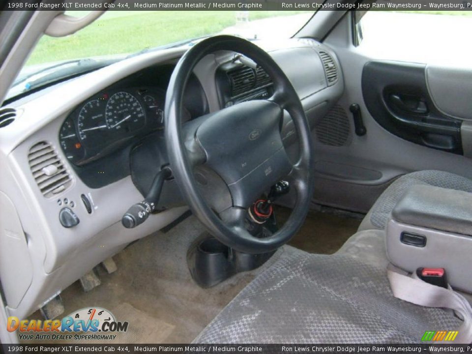 1998 Ford Ranger XLT Extended Cab 4x4 Medium Platinum Metallic / Medium Graphite Photo #12