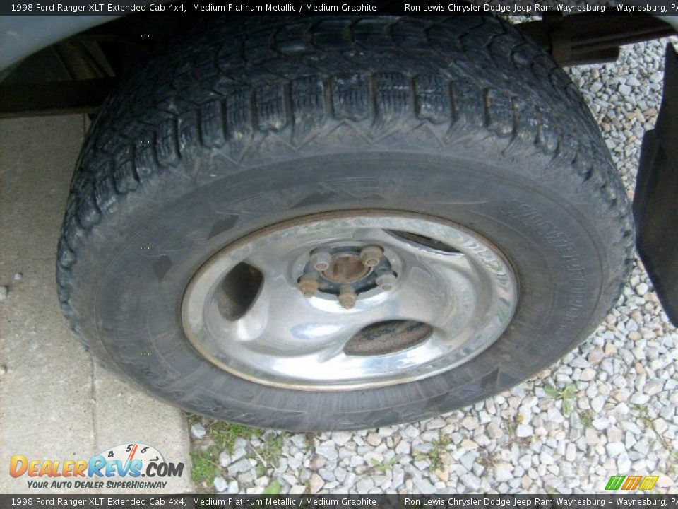 1998 Ford Ranger XLT Extended Cab 4x4 Medium Platinum Metallic / Medium Graphite Photo #14