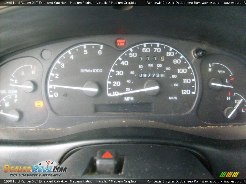 1998 Ford Ranger XLT Extended Cab 4x4 Medium Platinum Metallic / Medium Graphite Photo #25