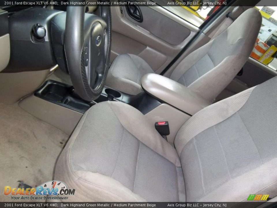 2001 Ford Escape XLT V6 4WD Dark Highland Green Metallic / Medium Parchment Beige Photo #9