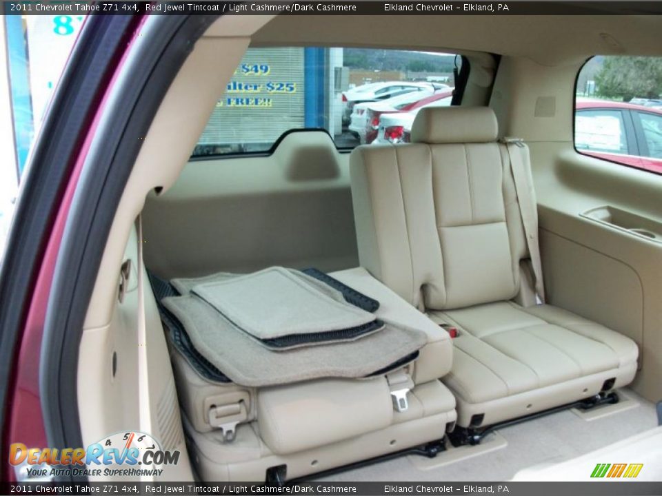 2011 Chevrolet Tahoe Z71 4x4 Red Jewel Tintcoat / Light Cashmere/Dark Cashmere Photo #12
