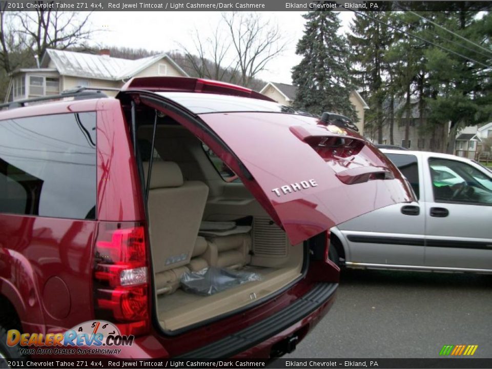 2011 Chevrolet Tahoe Z71 4x4 Red Jewel Tintcoat / Light Cashmere/Dark Cashmere Photo #13