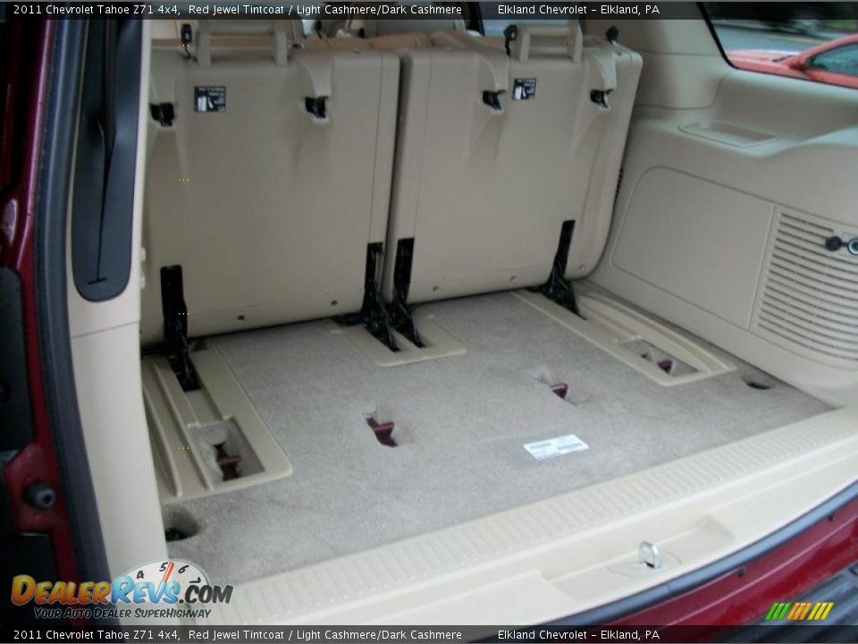 2011 Chevrolet Tahoe Z71 4x4 Red Jewel Tintcoat / Light Cashmere/Dark Cashmere Photo #15