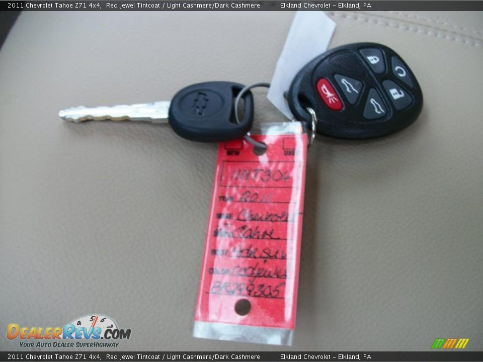 2011 Chevrolet Tahoe Z71 4x4 Red Jewel Tintcoat / Light Cashmere/Dark Cashmere Photo #24