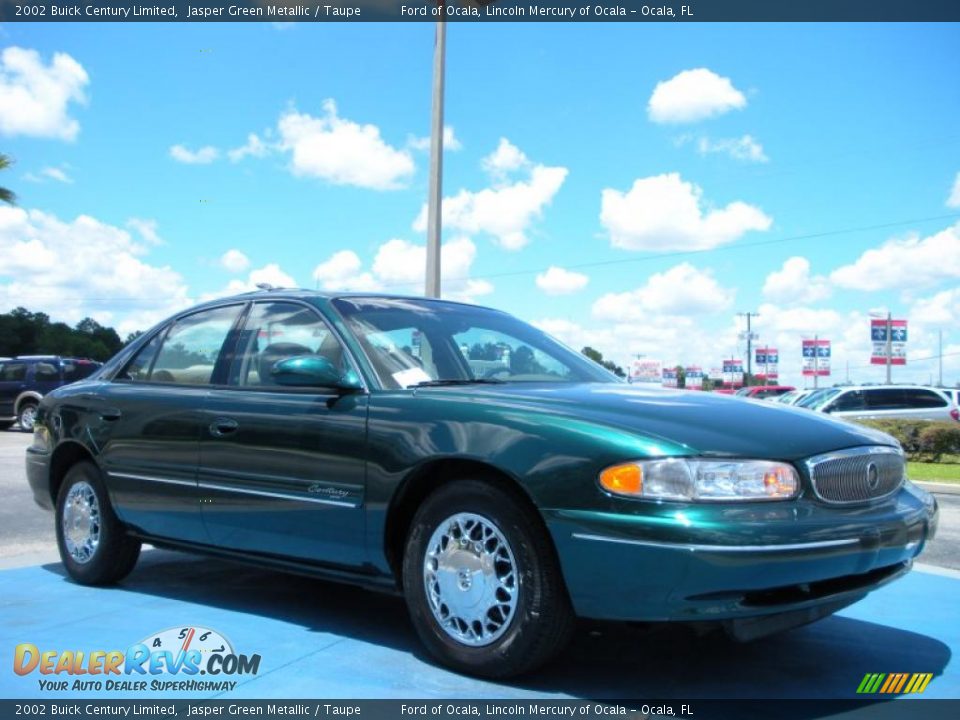 Front 3/4 View of 2002 Buick Century Limited Photo #7