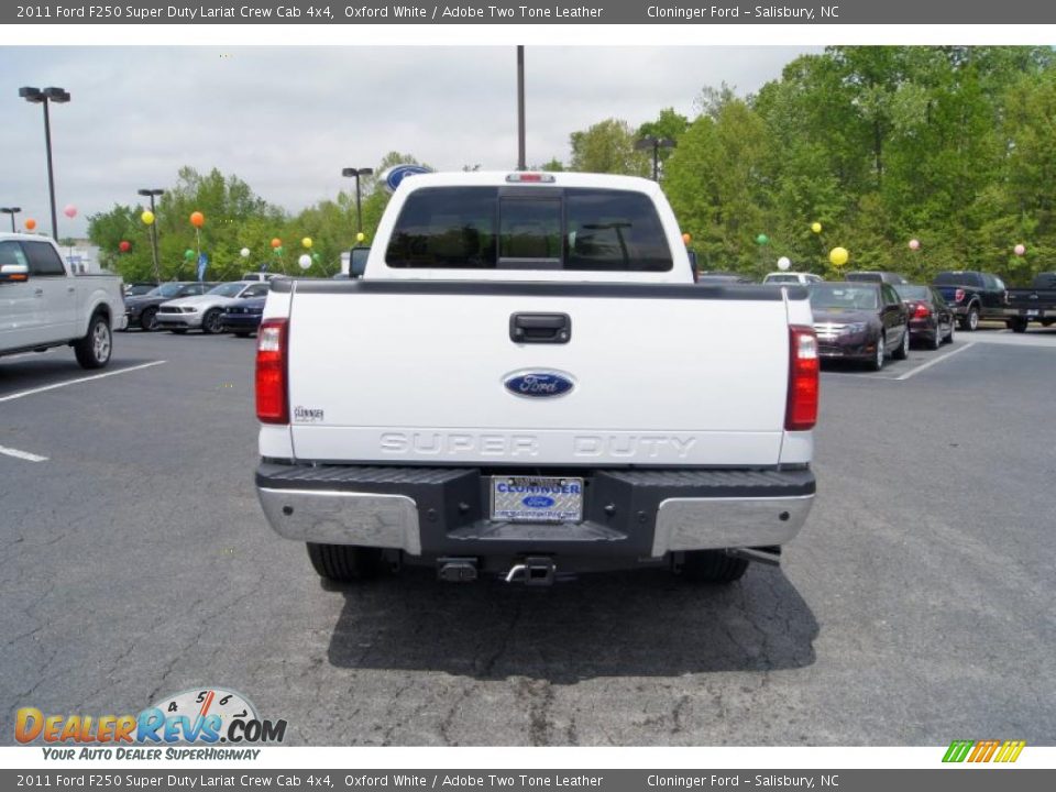 2011 Ford F250 Super Duty Lariat Crew Cab 4x4 Oxford White / Adobe Two Tone Leather Photo #4