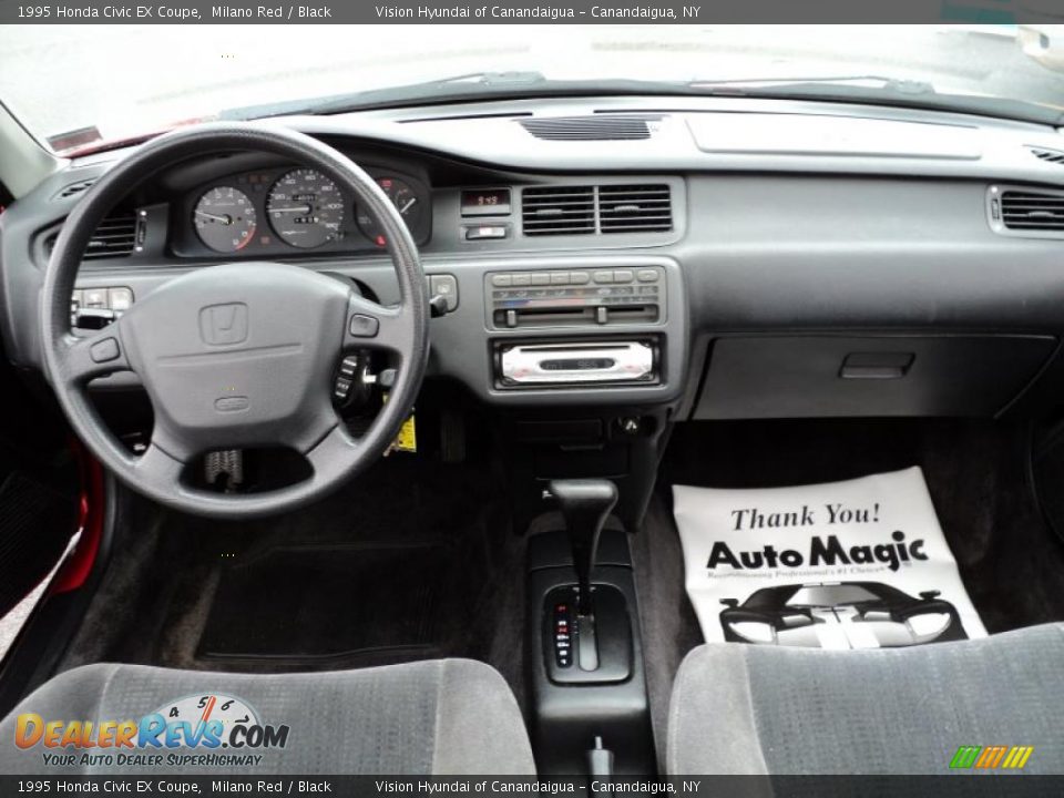 Dashboard of 1995 Honda Civic EX Coupe Photo #25