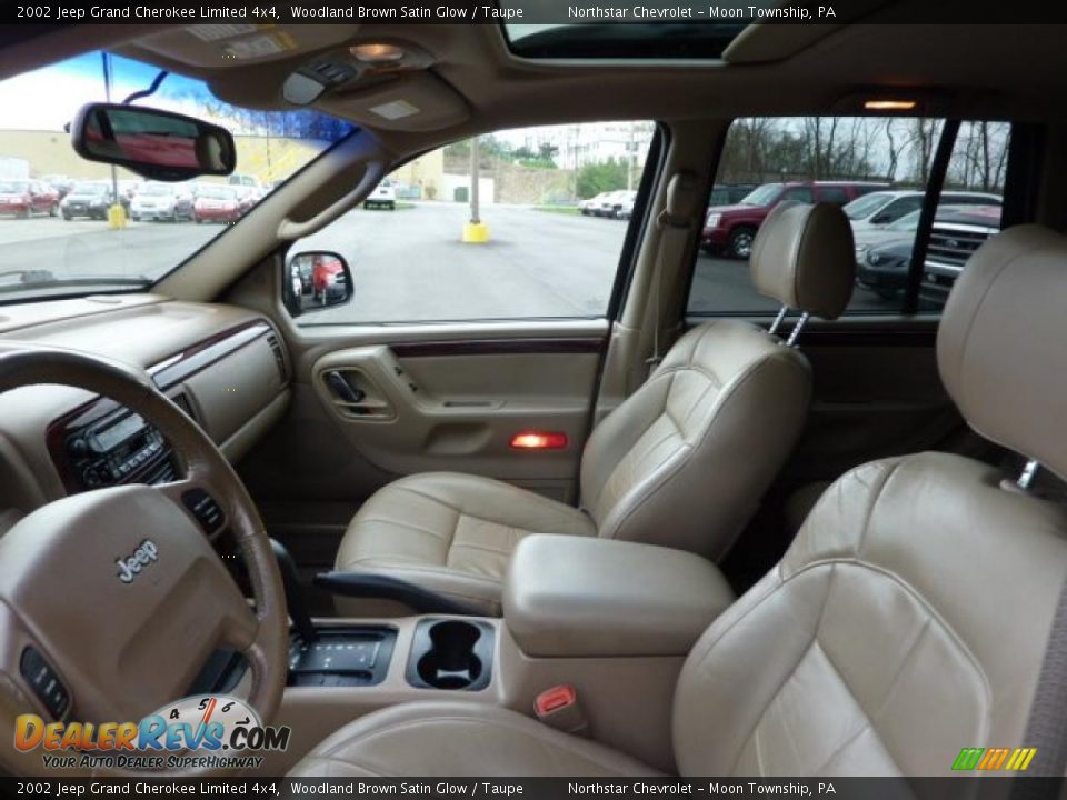 Taupe Interior - 2002 Jeep Grand Cherokee Limited 4x4 Photo #7