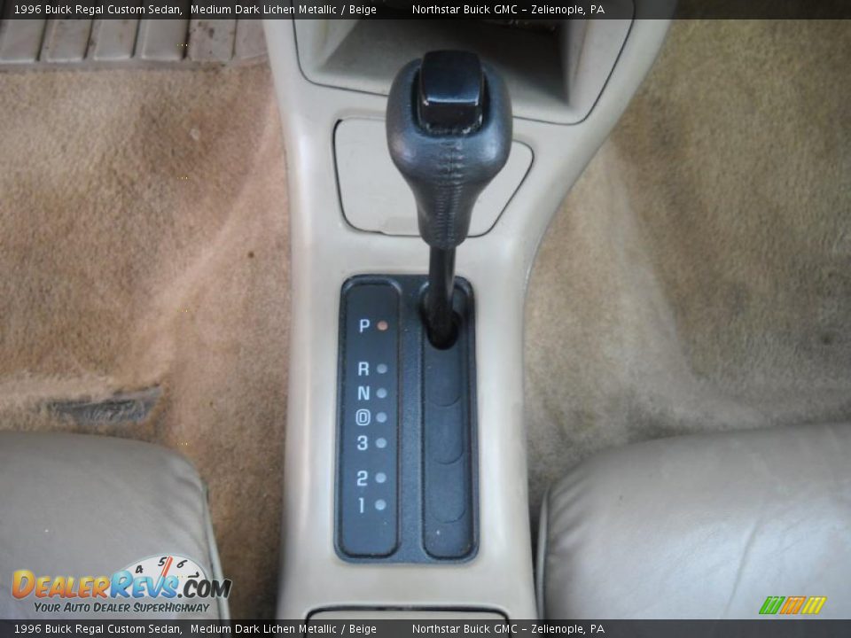 1996 Buick Regal Custom Sedan Shifter Photo #18