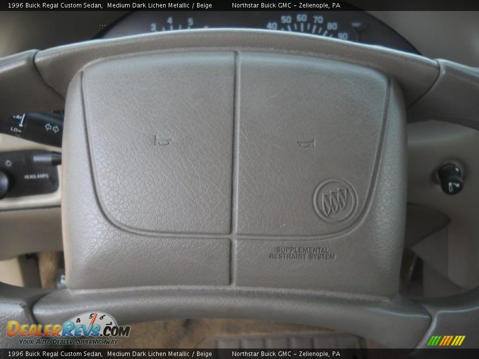 1996 Buick Regal Custom Sedan Medium Dark Lichen Metallic / Beige Photo #19
