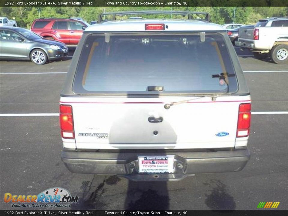 1992 Ford Explorer XLT 4x4 Silver Metallic / Red Photo #4