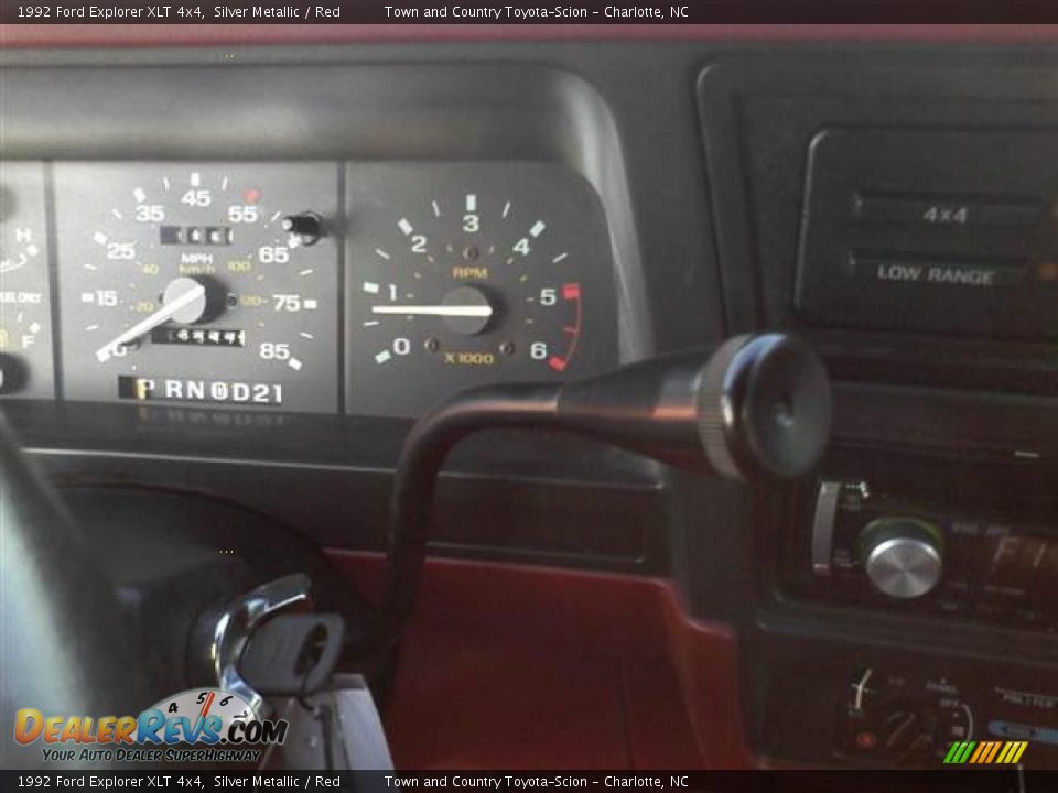 1992 Ford Explorer XLT 4x4 Shifter Photo #10