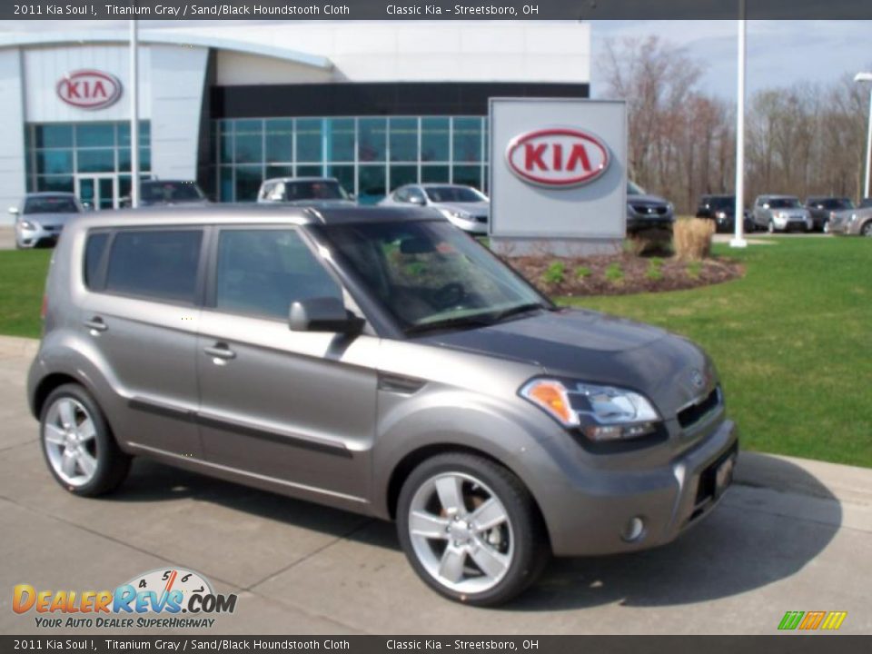 2011 Kia Soul ! Titanium Gray / Sand/Black Houndstooth Cloth Photo #1