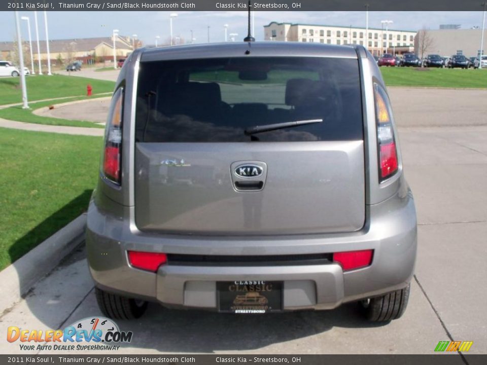 2011 Kia Soul ! Titanium Gray / Sand/Black Houndstooth Cloth Photo #4